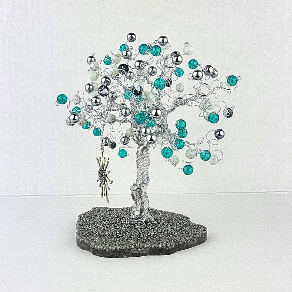 Wire Tree Art - Picture 2 of 8